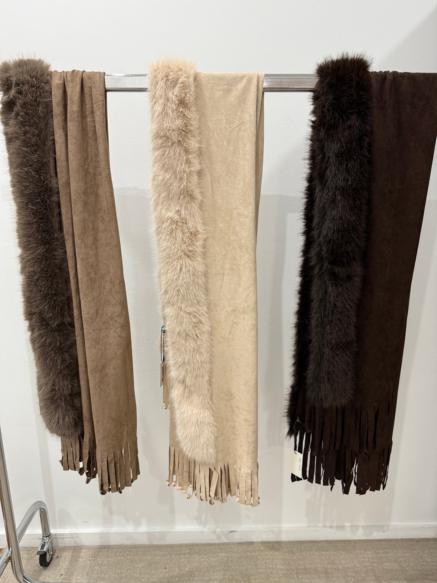 ECHARPE VALENTE COM PELO